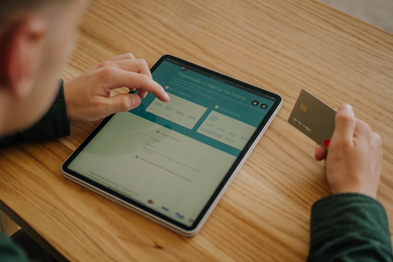 N'attendez pas d'être en situation de surendettement, renseignez-vous sur le rachat de crédits avec rachat-credit-pret.fr