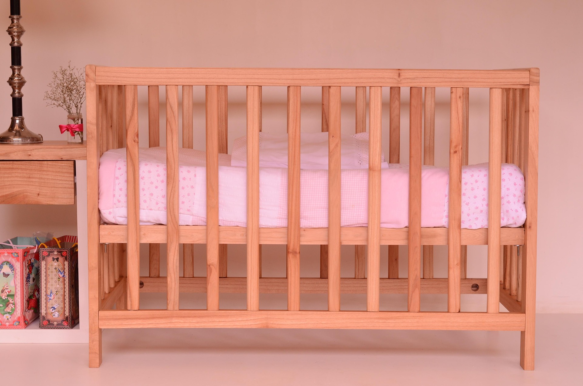 Choisir entre un lit de bébé, un couffin et un berceau Cododo